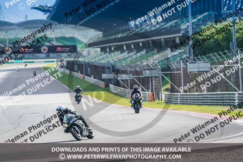 Sepang;event digital images;motorbikes;no limits;peter wileman photography;trackday;trackday digital images